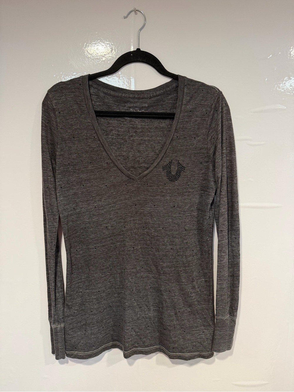 True Religion Y2K vintage rhinestone Gray V-Neck Long Sleeve Top